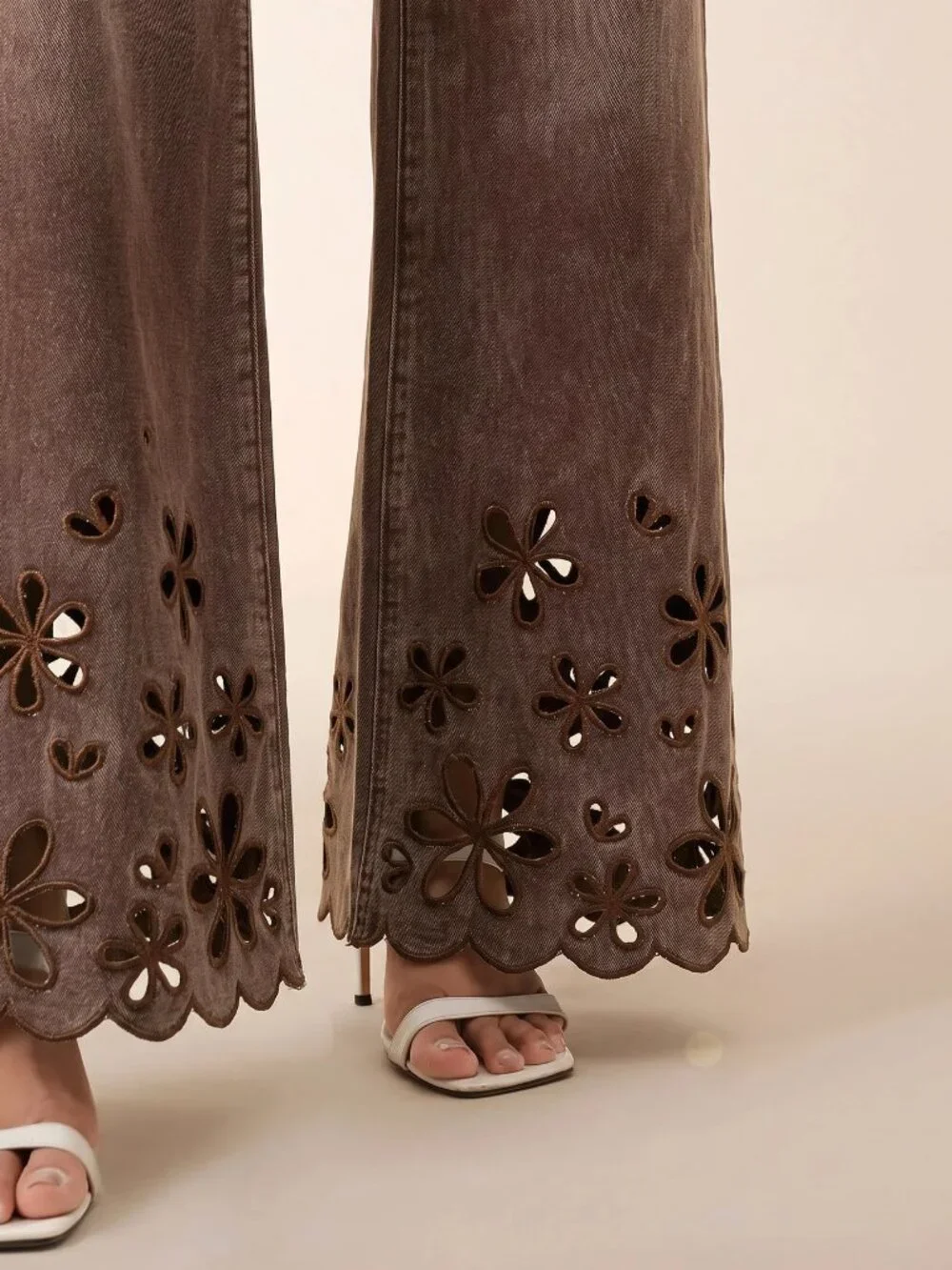 Coffee Brown Casual Women's Embroidered Hollow Out Pocket Design Flare Jeans